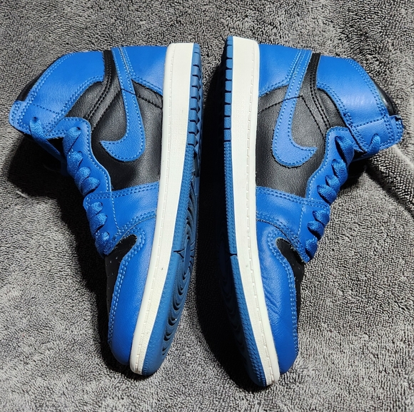 Nike Air Jordan 1 Dark Marina Blue - size 3Y - Picture 4 of 8
